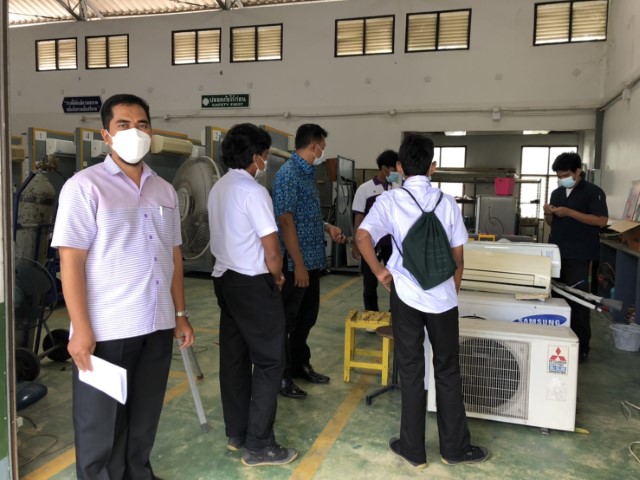 กลุ่มพัฒนาการศึกษาเข้าร่วมการแนะแนวการฝึกอาชีพ ตามโครงการเพิ่มทักษะด้านอาชีพ