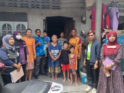 ร่วมลงพื้นที่เยี่ยมครอบครัวผู้เปราะบาง